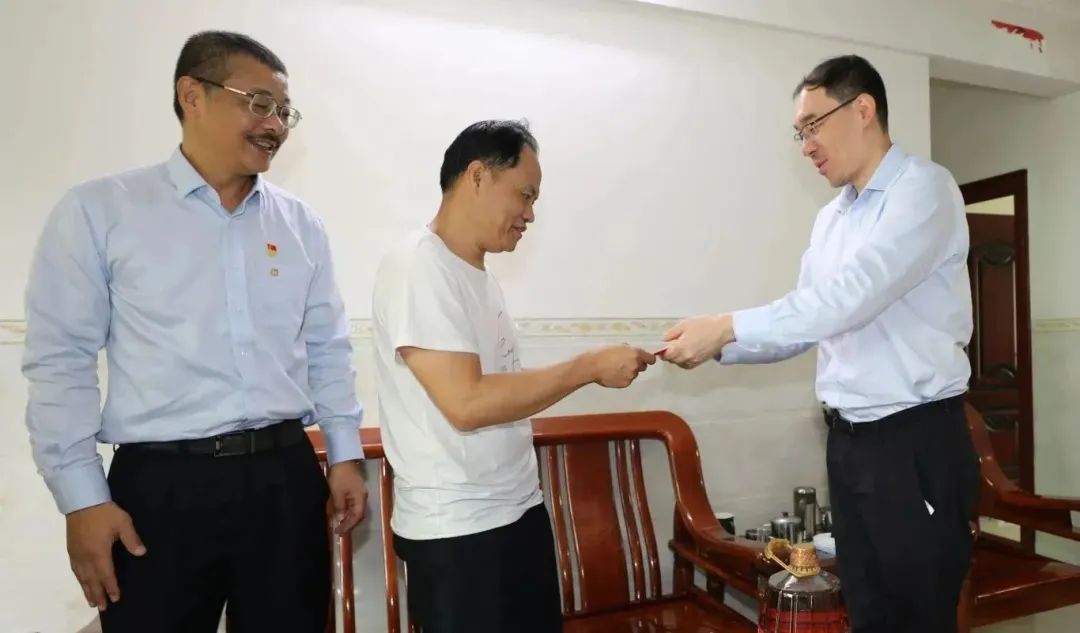 开元网页版-开元（中国）
开展新春慰问“送温暖”活动5.jpg