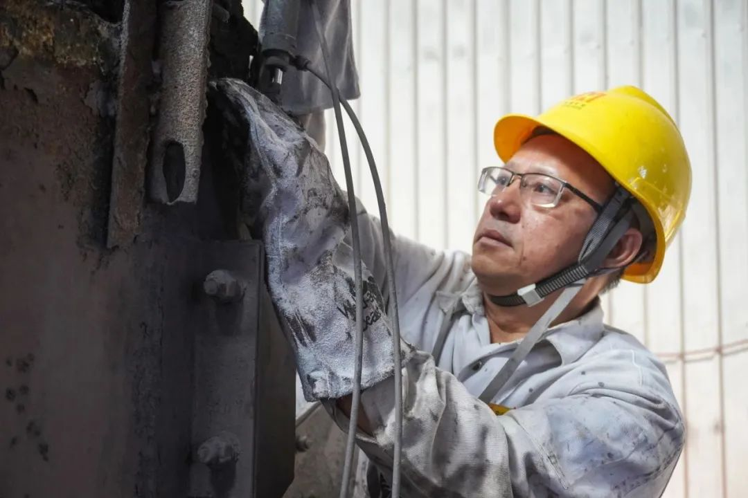 喜报 | 开元网页版-开元（中国）
员工陈用利被授予“海南省劳动模范称号”