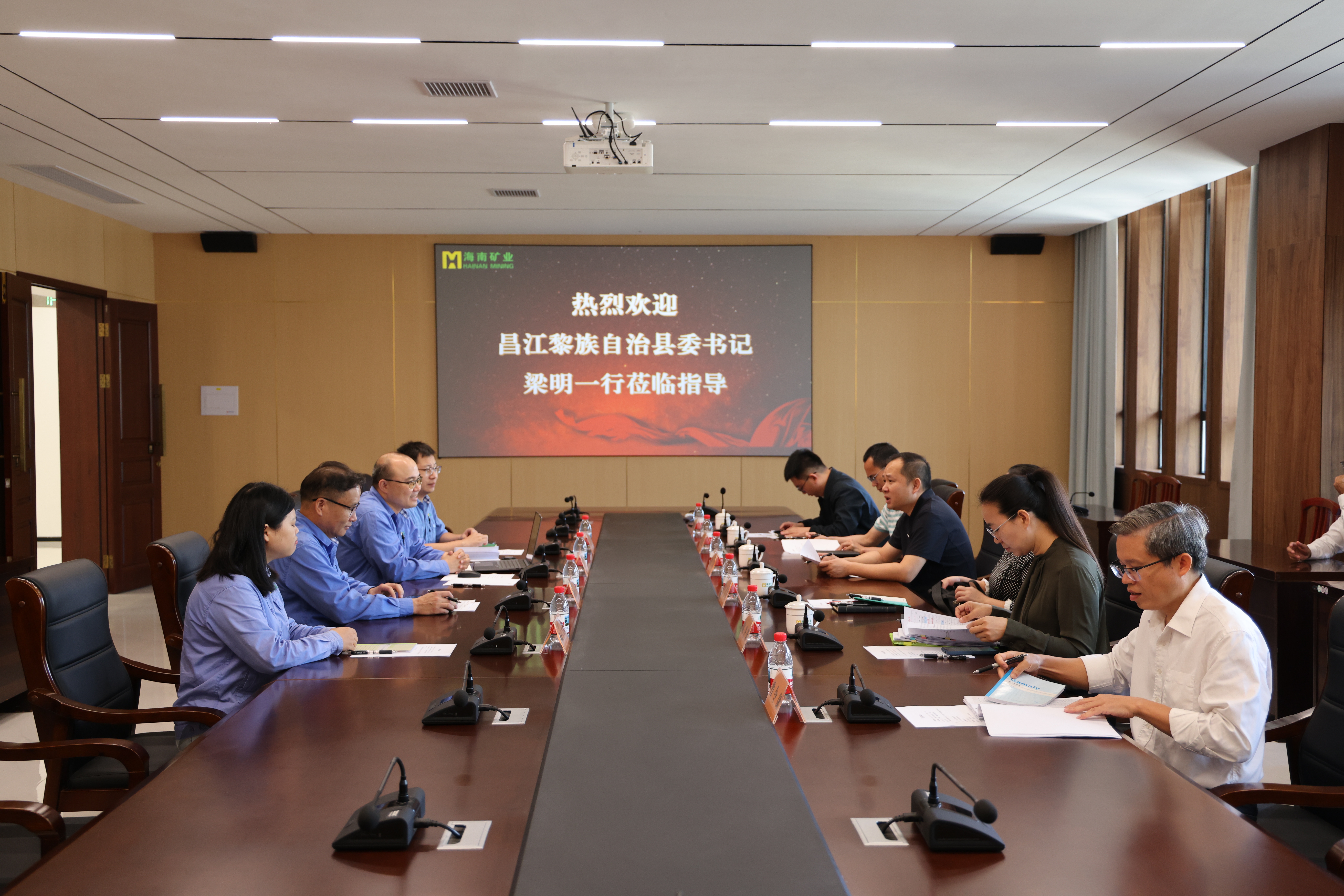 昌江县委书记梁明到开元网页版-开元（中国）
调研
